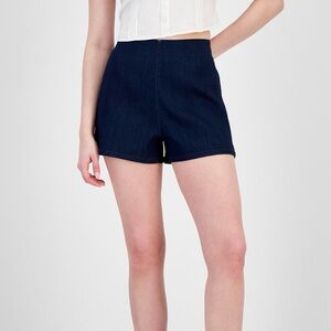 Macy’s Tinseltown Sailor Type Shorts Size L 💙💙💙